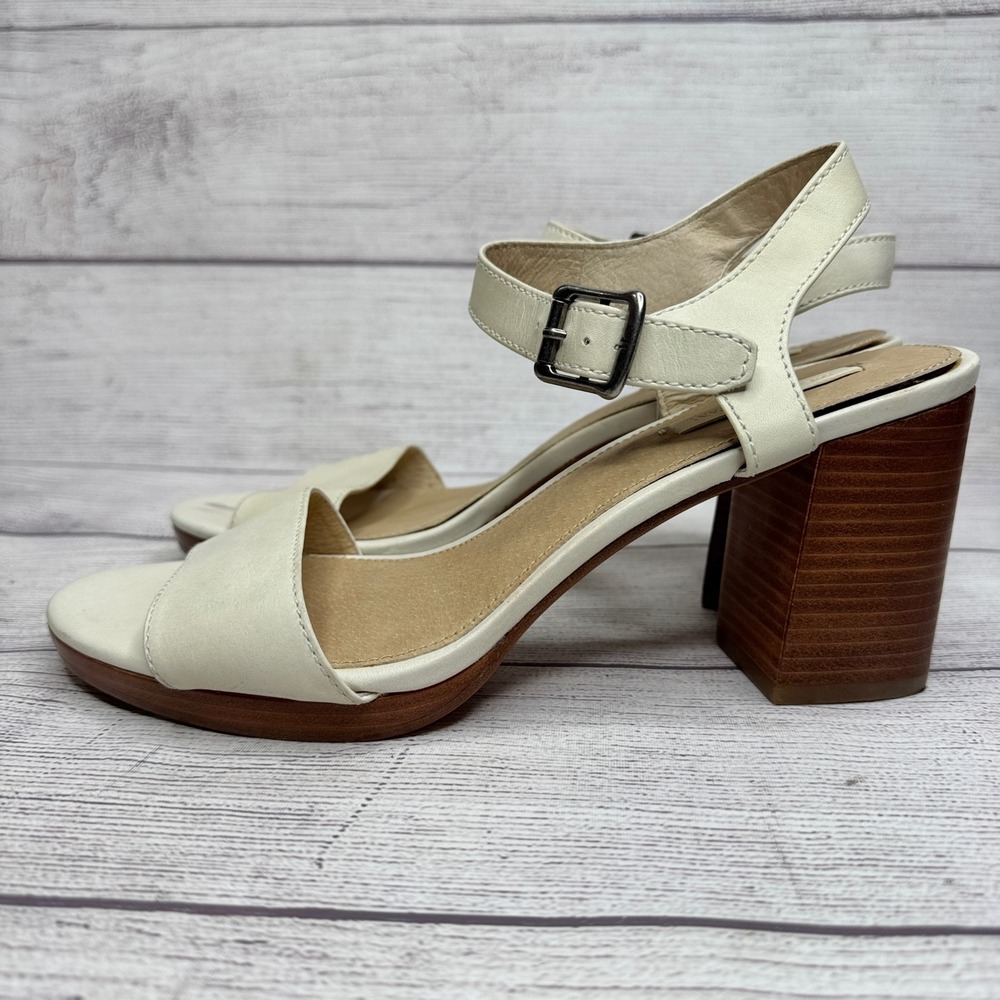 Frye Company Women's Ivory‎ Leather Block Heel Ankle Strap Dress Sandals